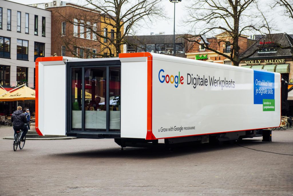Mobile Show Room Expandable Google Xtreme Concepts Roadshows Promobox 40Ft CE