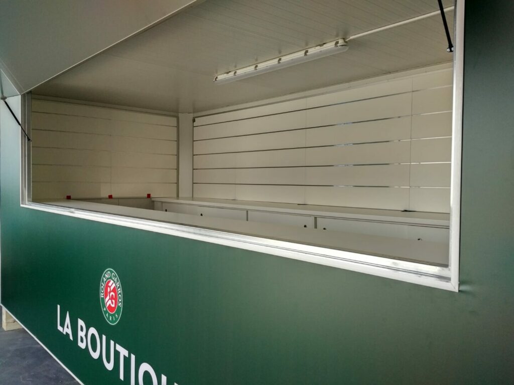 Roland-Garros-Mobile-shop-unit-Xtreme-Concepts (6)