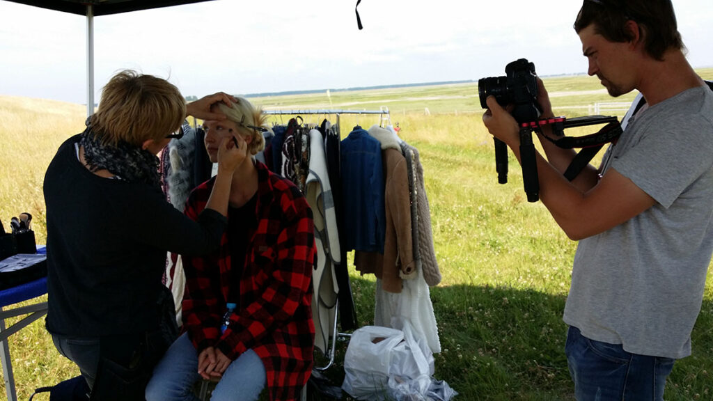 Silverstar Xtreme Concepts trucks Elle Photo Shoot fotoshoot (3)