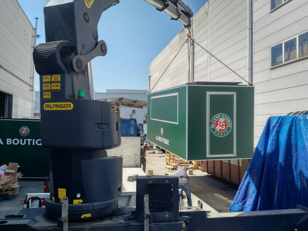 X3M-Xtreme-Concepts-roland-garros-booth-merchandising (3)