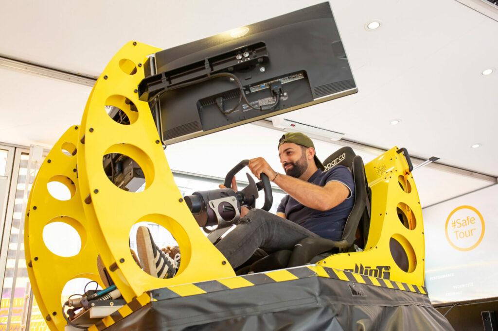 X3M - tour de france - continental - booth (2)