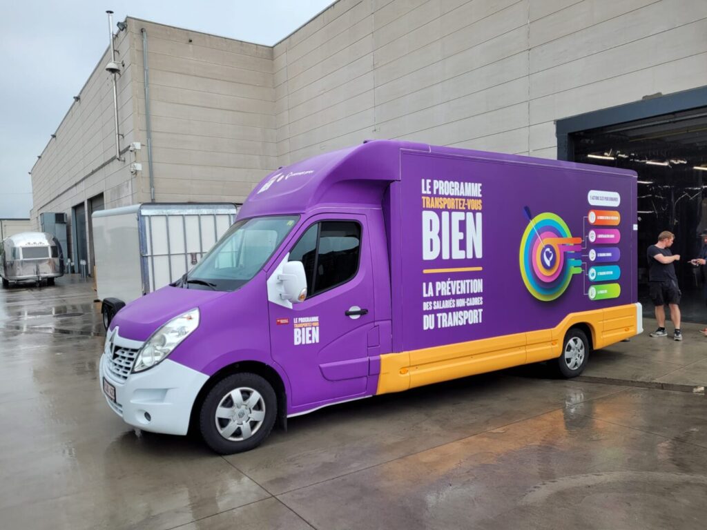 Xtreme Concepts X3M JL Events Vingt et Un roadshow truck 2