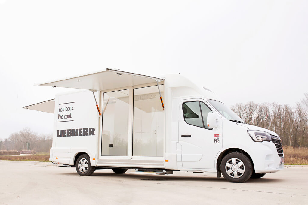 Xtreme Concepts X3M promotrailer truck commercial office Liebherr (3)