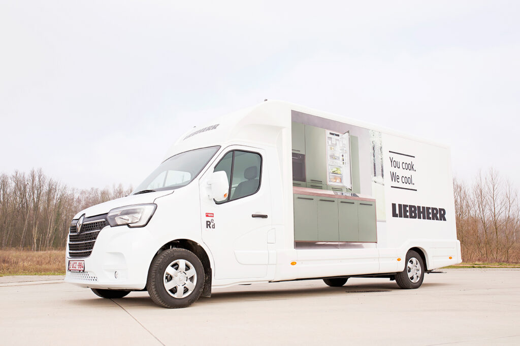 Xtreme Concepts X3M promotrailer truck commercial office Liebherr (4)