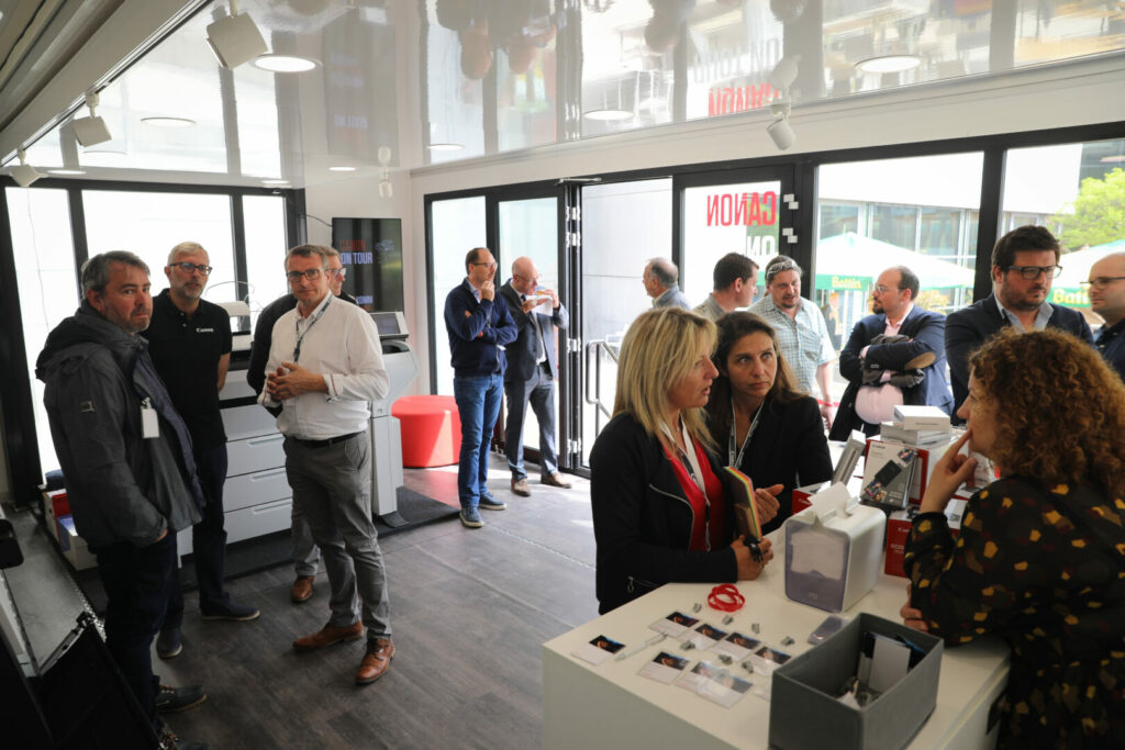 Xtreme-Concepts-canon-booth-sales-meeting-mobile-conference (19) Canon Roadshow xtreme concepts roadshows
