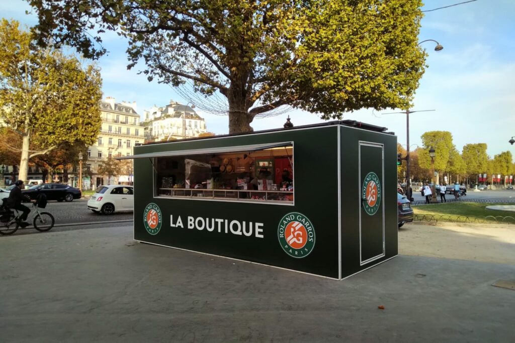 Xtreme-Concepts-mobiele-shop-unit-sales-booth (3)