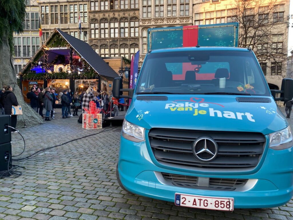 Xtreme Concepts promotruck JOE FM roadshow marketing merchandising radio station mobiel (3)