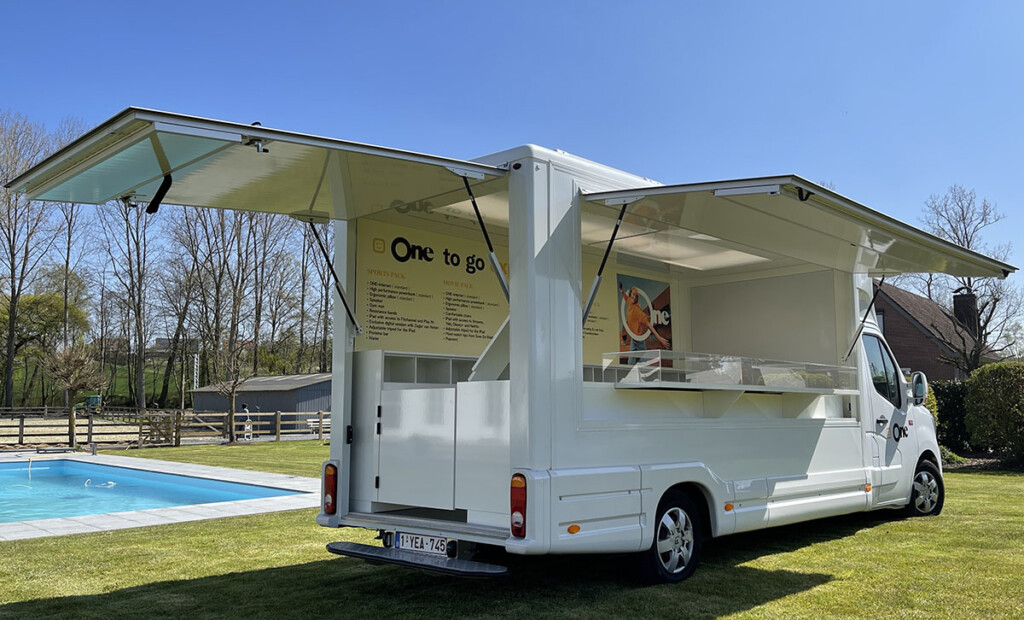 Xtreme Concepts - telenet 2 merchandising promowheels truck toer verhuur verkoop (2)
