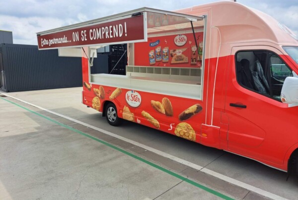 Promowheels truck Madeleine Le Ster volledig gebrand voor tasting roadshow in Frankrijk