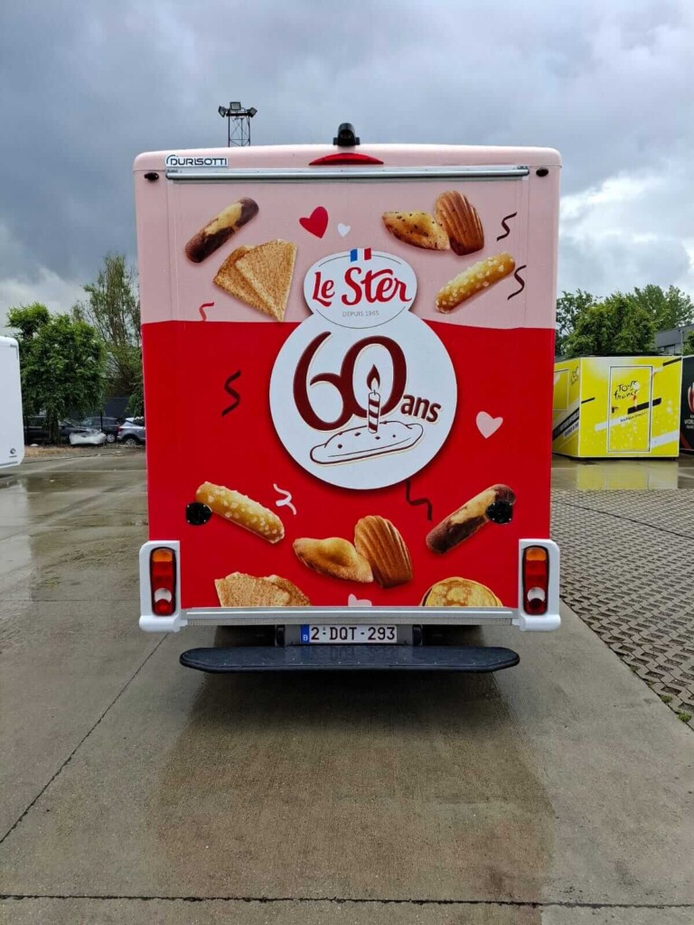 xtreme concepts roadshow Madeleine le ster 4 Promowheels truck Madeleine Le Ster volledig gebrand voor tasting roadshow in Frankrijk